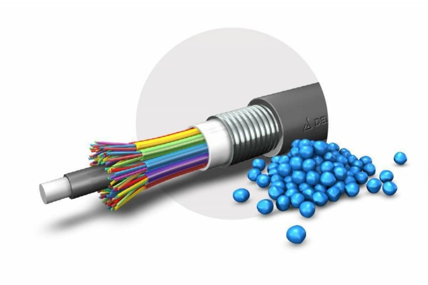 Masterbatches-fiber-optics.jpg