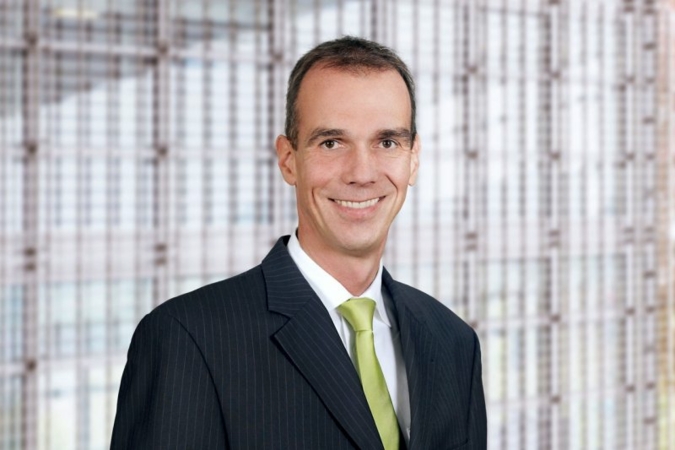 Dr-Markus-Boening-CFO-bis.jpg