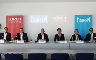 Pressekonferenz-LorchDaihen.jpg