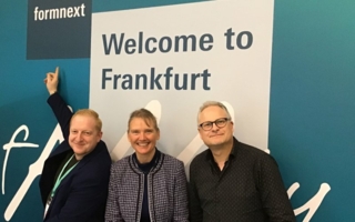 UM-Team-auf-der-Formnext-2024.jpg