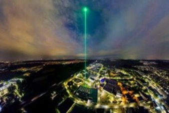 Geburtstagskerze-Laser-bei.jpg