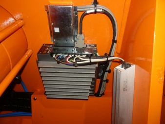 servo-motor-drive.jpg